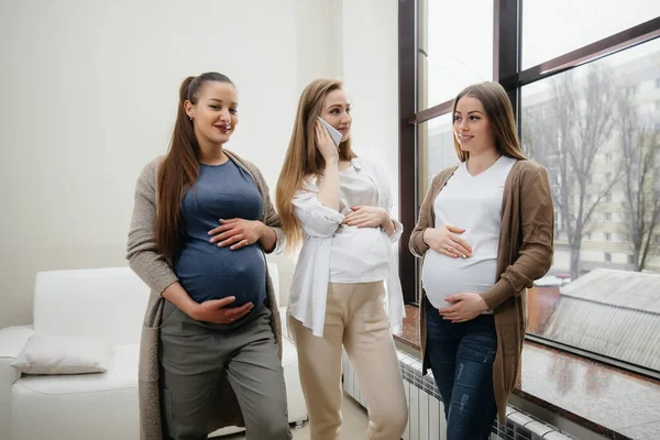 Grupo Jovens Grávidas Comunica Aula Pré Natal Cuidado Consulta Mulheres — Fotografia de Stock