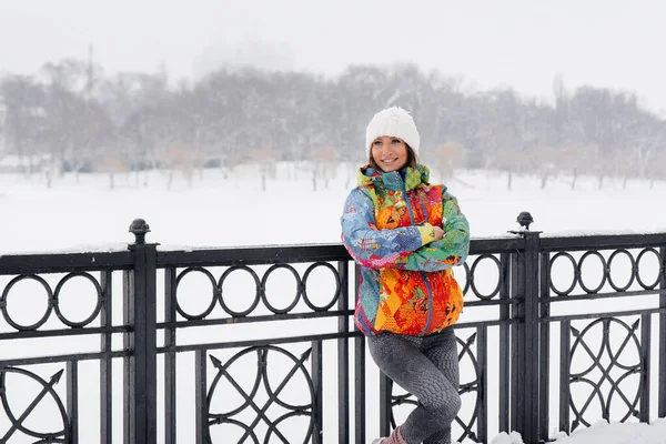 Young Athletic Girl Poses Frosty Snowy Day Fitness Running — Stock Photo, Image