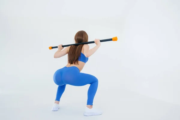 Sexy Jovem Realiza Exercícios Esportivos Fundo Branco Fitness Estilo Vida — Fotografia de Stock