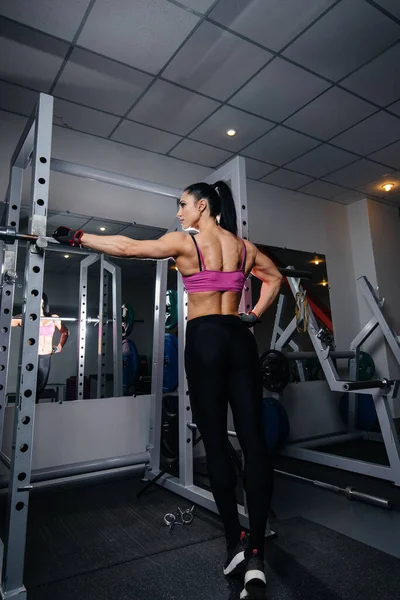 Mooi Atletisch Sexy Meisje Poseren Sportschool Een Harde Training Fitness — Stockfoto