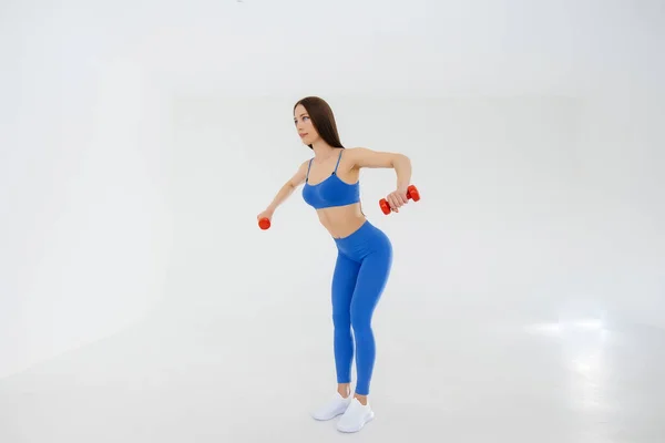 Сексуальная Молодая Девушка Выполняет Спортивные Упражнения Белом Фоне Фитнес Здоровый — стоковое фото