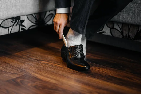 Ein Stilvoller Mann Trägt Klassische Schuhe Nahaufnahme Mode — Stockfoto