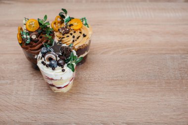 Çok güzel ve iştah açıcı. İmzalar için yeri olan bir masa. Pasta.