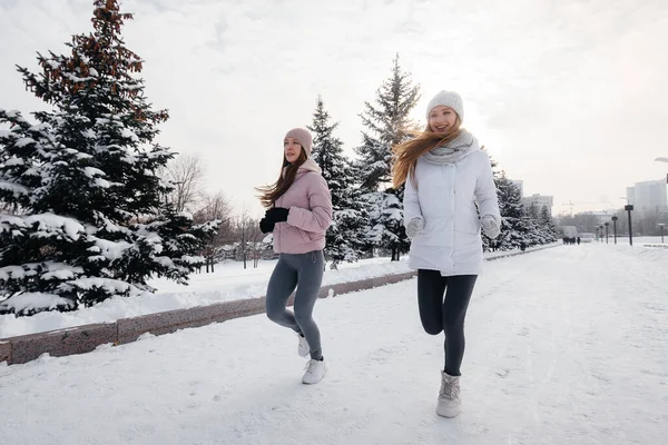 Two Young Athletic Girls Running Park Sunny Winter Day Healthy — Stock Photo, Image