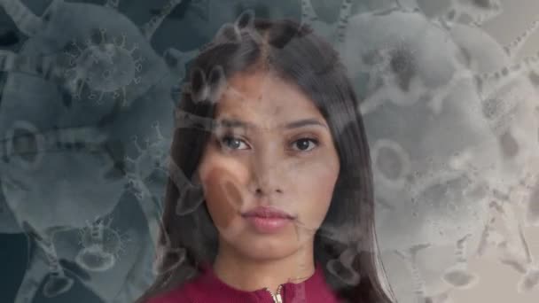 Mädchen Zeigen Dass Das Tragen Von Gesichtsmaske Sich Von Covid — Stockvideo