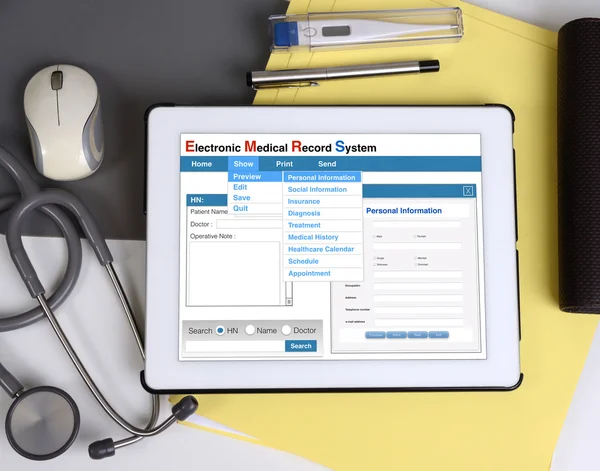 Electronic medical record show on tablet. — Stock Photo, Image