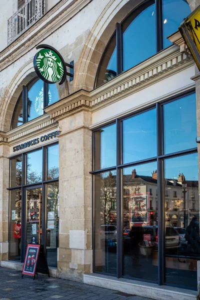 Logo Français Starbucks Magasin Marque Tours France 2021 Façade Célèbre — Photo