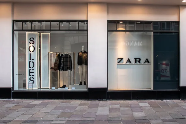 Zara Стоковый Магазин Zara Стоковый Магазин