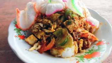 Endonezya 'da Gado-Gado Sokak Gıda Hazırlığı