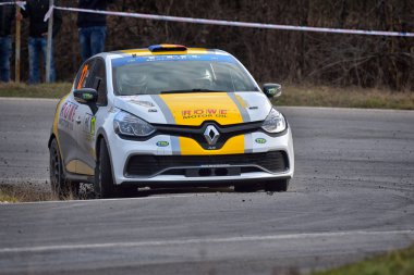 Brasov, Romanya - 26 Mart: Tess ralli Brasov 2016 yılında 25-27 Mart Brasov içinde Romanaia rekabet bilinmeyen pilotlar