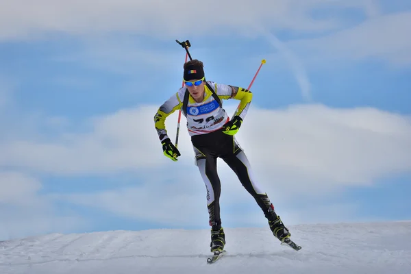 Cheile Gradistei, Roamania - 28 janvier : concurrent inconnu aux championnats du monde juniors et juniors IBU Biathlon 24 janvier 2016 au 02 février 2016, à Cheile Gradistei, Romanaia — Photo