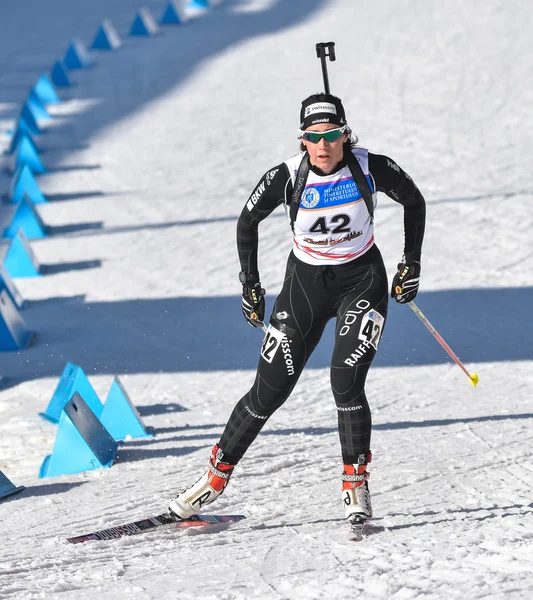 Cheile Gradistei, Roamania - 30 stycznia: Nieznany zawodnik IBU Youth & Junior World Championships Biathlon 24 stycznia 2016 - 02 lutego 2016, w Cheile Gradistei, Romanaia — Zdjęcie stockowe