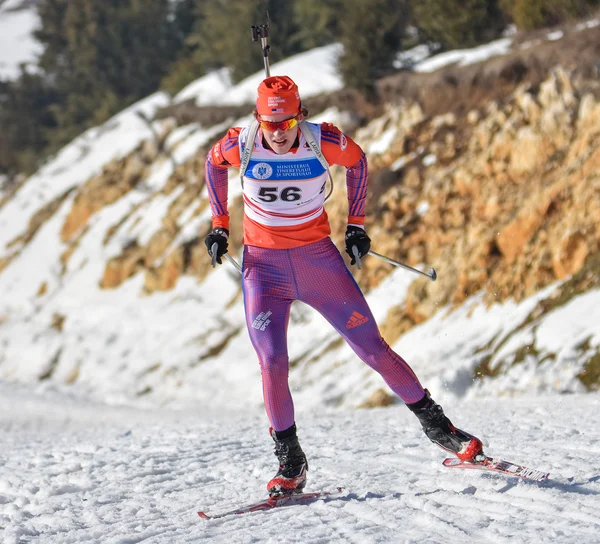 Cheile Gradistei, Roamania - 30 stycznia: Nieznany zawodnik IBU Youth & Junior World Championships Biathlon 24 stycznia 2016 - 02 lutego 2016, w Cheile Gradistei, Romanaia — Zdjęcie stockowe