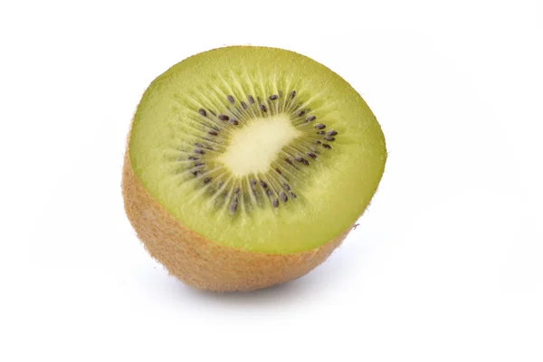 Saftiga kiwifrukt på vit bakgrund — Stockfoto