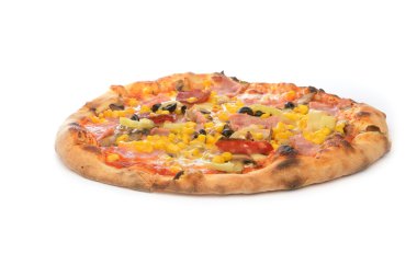 beyaz zemin üzerine lezzetli pizza