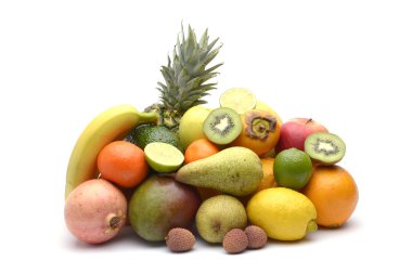 Beyaza izole edilmiş egzotik meyve çeşitleri