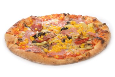 beyaz zemin üzerine lezzetli pizza