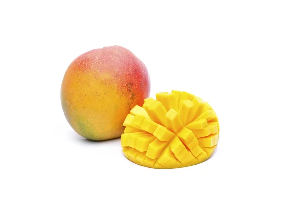 Owoce mango na białym tle — Zdjęcie stockowe