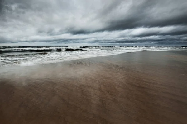 Storm Clouds North Sea Winter Long Exposure Dramatic Sky Waves — Stock Photo, Image