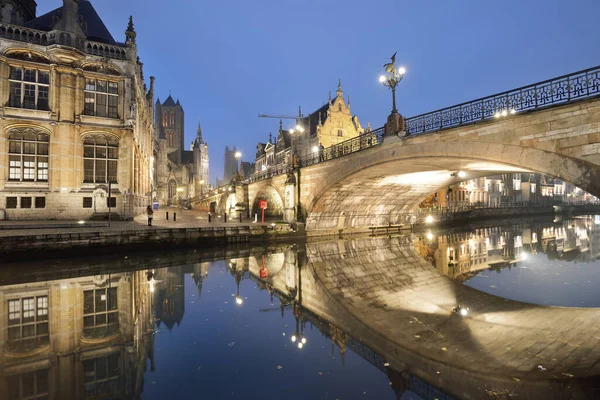 Promenade Illuminée Près Pont Michael Cathédrale Bavo Dans Centre Historique — Photo