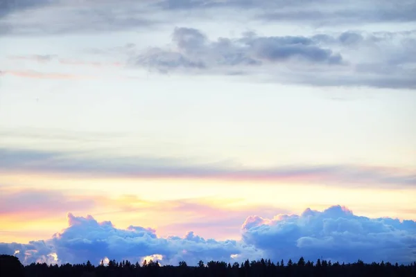 Epic Sunset Sky Green Field Germany Dramatic Glowing Colorful Clouds — Stock Photo, Image