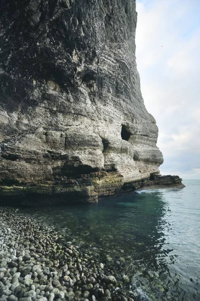 Malerischer Blick Auf Die Weißen Klippen Von Etretat Dramatischer Himmel — Stockfoto