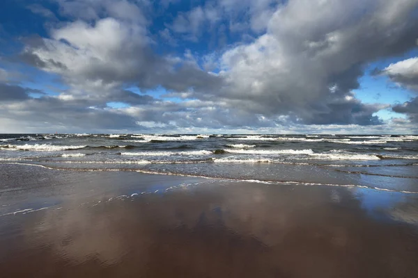 Bouřkové Mraky Nad Baltským Mořem Cyklón Zimě Epické Zapadající Nebe — Stock fotografie