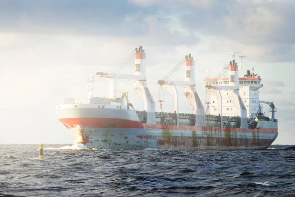 Large Cargo Crane Ship Sailing Open Sea Dramatic Stormy Sky — Stock Photo, Image