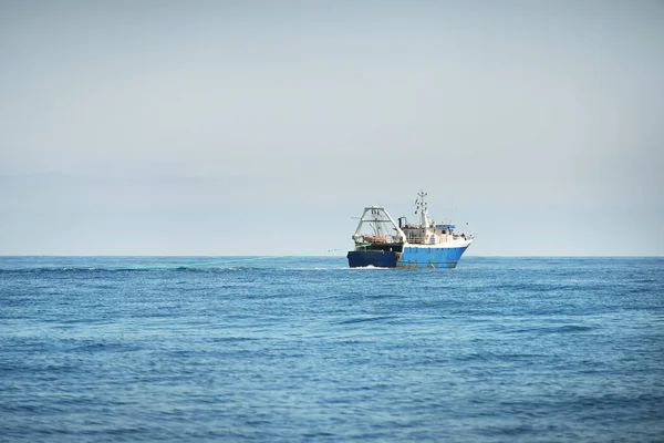 Fazenda Peixes Mar Mediterrâneo Aberto Barco Pesca Pequeno Navio Close — Fotografia de Stock