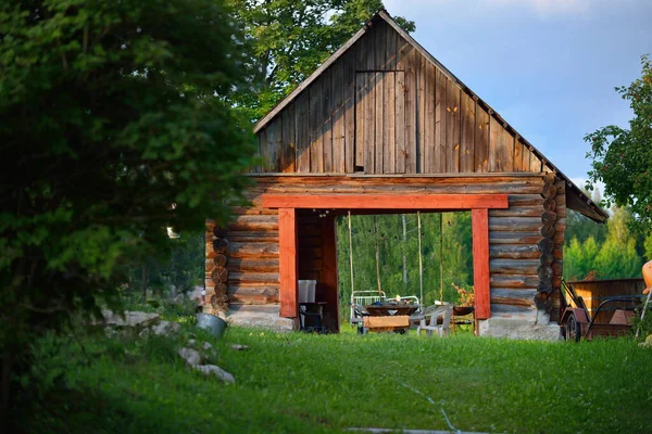 Old Traditional Rustic Wooden House Log Cabin Shed Green Birch — Stock Photo, Image