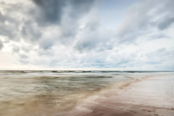 Epic Brillante Puesta Sol Nubes Sobre Mar Báltico Después Una — Foto de Stock