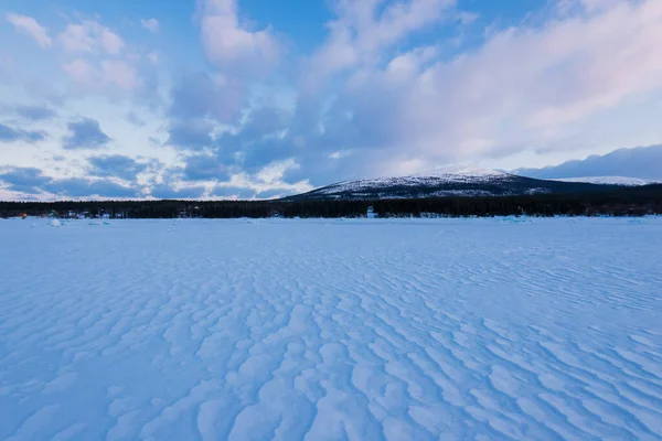 Une Vue Sur Baie Kandalaksha Coucher Soleil Nuages Soirée Colorés — Photo