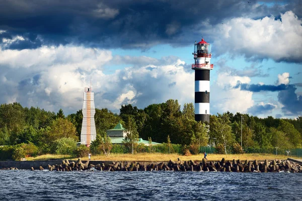 Phare Contre Ciel Bleu Orageux Riga Lettonie — Photo