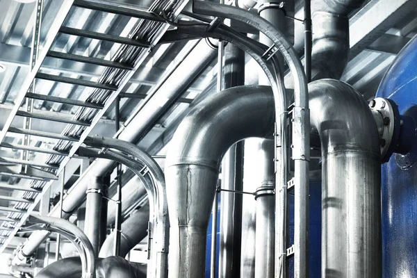 Large Industrial Water Treatment Boiler Room Shiny Steel Metal Pipes — Stock Photo, Image
