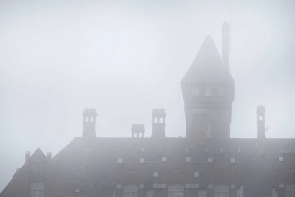 Castle Towers Strong Morning Fog Close Jaunmoku Pils Latvia — Stock Photo, Image