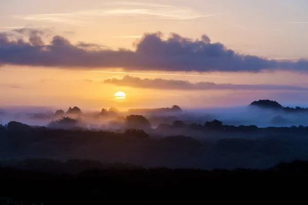 Golden Sunrise Clouds Misty Hills Valleys Stunning Cloudscape Pointe Pen — Stock Photo, Image