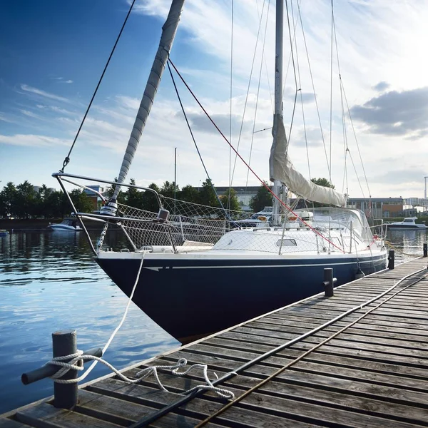 Blick Auf Die Rigaer Yachtclub Festgemachten Yachten Einem Klaren Sonnigen — Stockfoto