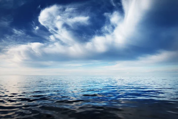 Cielo Oscuro Tormenta Sobre Mar Báltico Dinamarca Rayos Sol Través — Foto de Stock