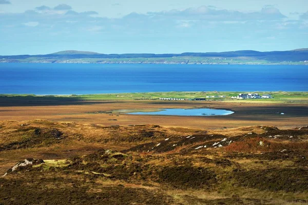 Vista Aérea Panorâmica Praias Rochosas Vales Colinas Ilha Islay Sob — Fotografia de Stock