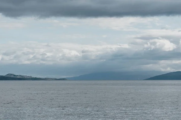 Skalnaté Břehy Útesy Vrcholky Hor Lesy Kopce Crinan Panoramatický Letecký — Stock fotografie