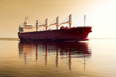 Kargo gemisi yelkenli