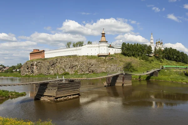 Verchoturje Ryssland Juni 2016 Sten Struktur Form Lång Vägg Med — Stockfoto