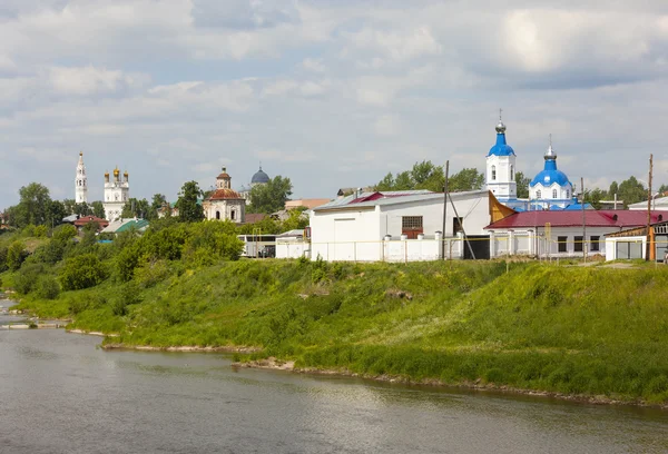 Verkhoturye Rússia Junho 2016 Edifícios Pedra Com Torres Cúpulas Localizados — Fotografia de Stock