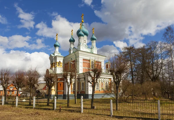 Kostel na přímluvu Matky Boží v Marienburgu. Gatchina. Leningradská oblast. Rusko. — Stock fotografie