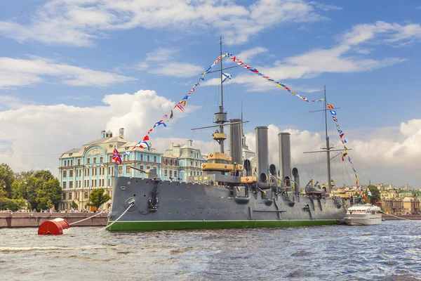 St. Petersburg, Rusya - 31 Temmuz 2016: Fotoğraf Cruiser Aurora