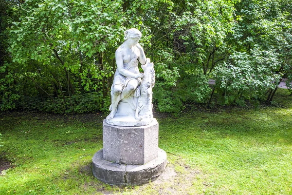 Skulptur Herminia Pavlovsk Petersburg Russland Datum Der Dreharbeiten August 2020 — Stockfoto