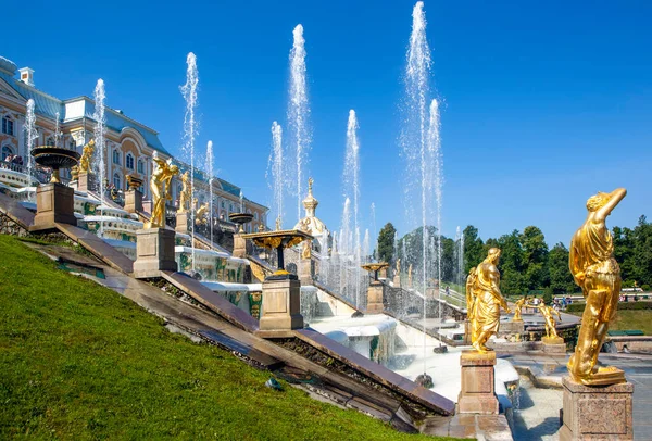 Peterhof Russland Juli 2020 Blick Auf Den Samson Brunnen — Stockfoto