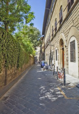 Floransa 'da sessiz bir sokak. İtalya. Çekim tarihi 14 Eylül 2018