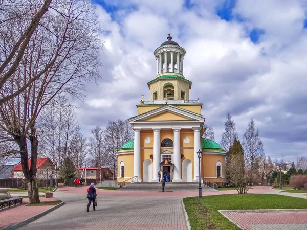 Kyrkan Catherine Murino Leningradregionen Datum För Tillfångatagande April 2015 — Stockfoto