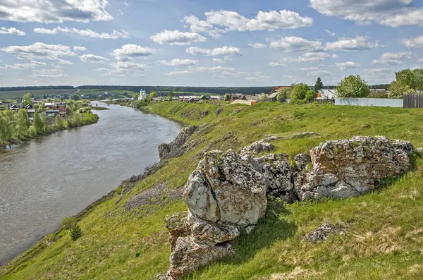 Vue Village Avec Église Rivière Aramashevo Russie — Photo